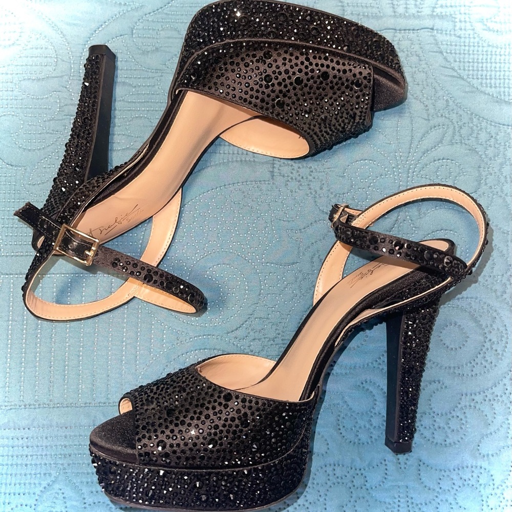 Thalia Sodi Black Studded Platform Heels